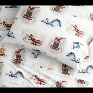 Pottery Barn Harry Potter Storybook Twin Bedding